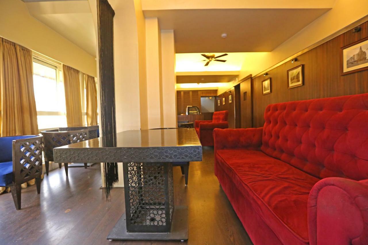 Gulf Hotel - Near Taj Hotel Colaba Mumbai Exterior foto